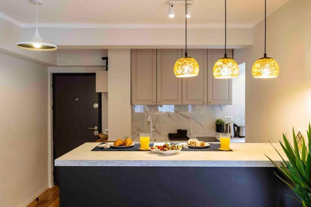 דירות בוקרשט Stunning Views 2Br Intercontinental Flat מראה חיצוני תמונה