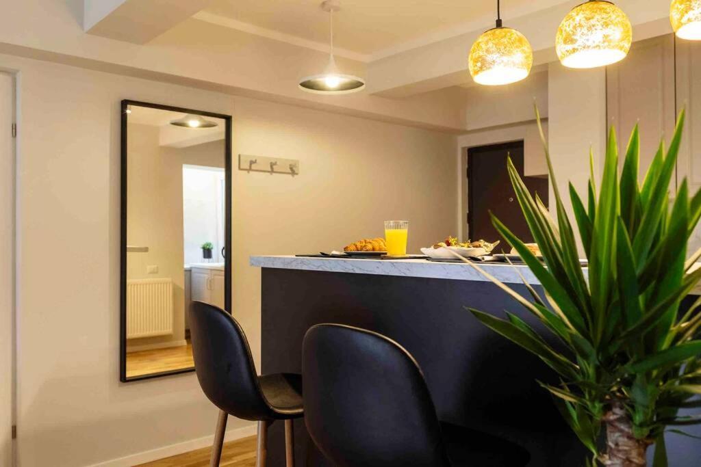 דירות בוקרשט Stunning Views 2Br Intercontinental Flat מראה חיצוני תמונה